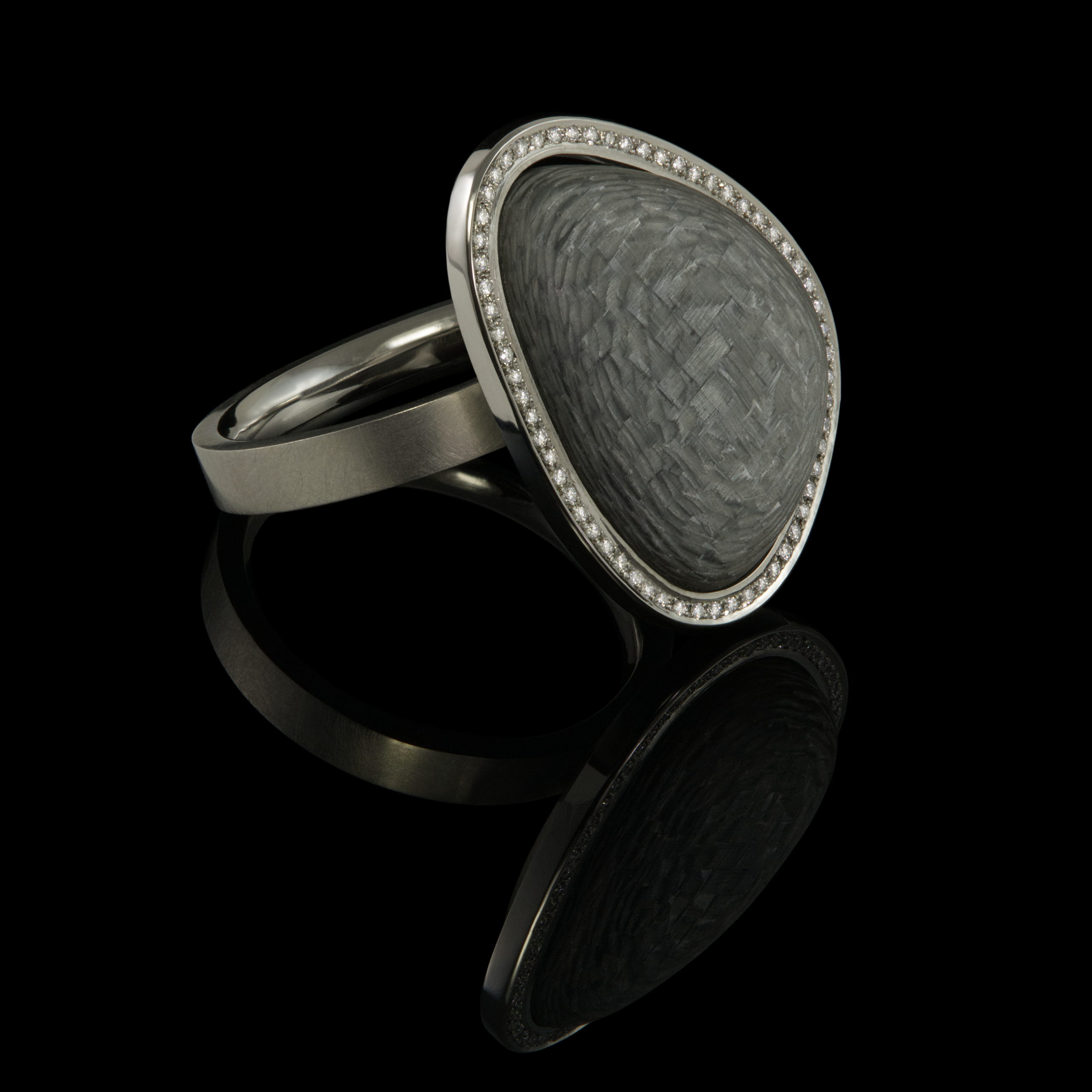 Alutex ring alter platinum diamonds